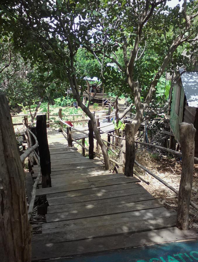 Tree Lodge Banlung Exterior foto